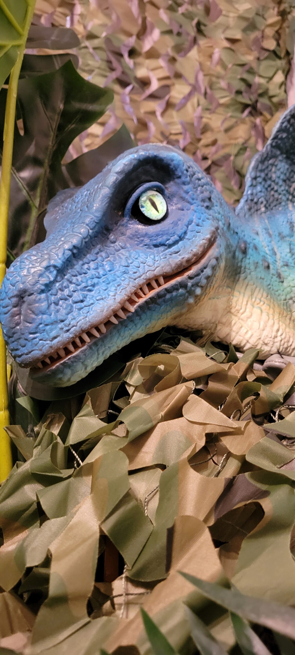 Cyan the Spinosaurus